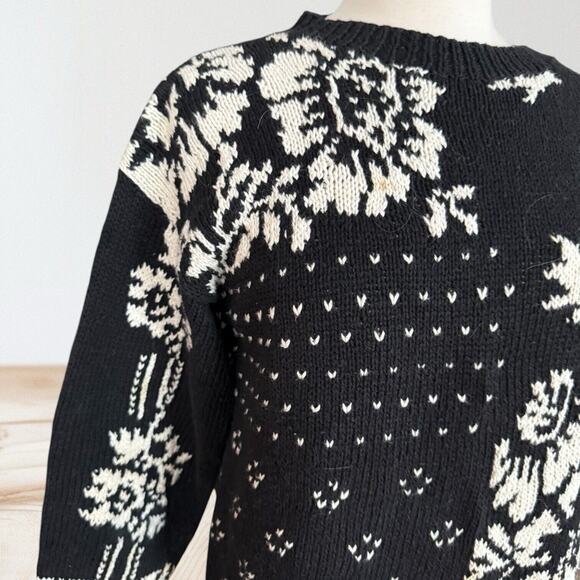 Marshall Field's Vintage Floral Intarsia Sweater Sz L Black White Cotton Blend - Picture 2 of 13